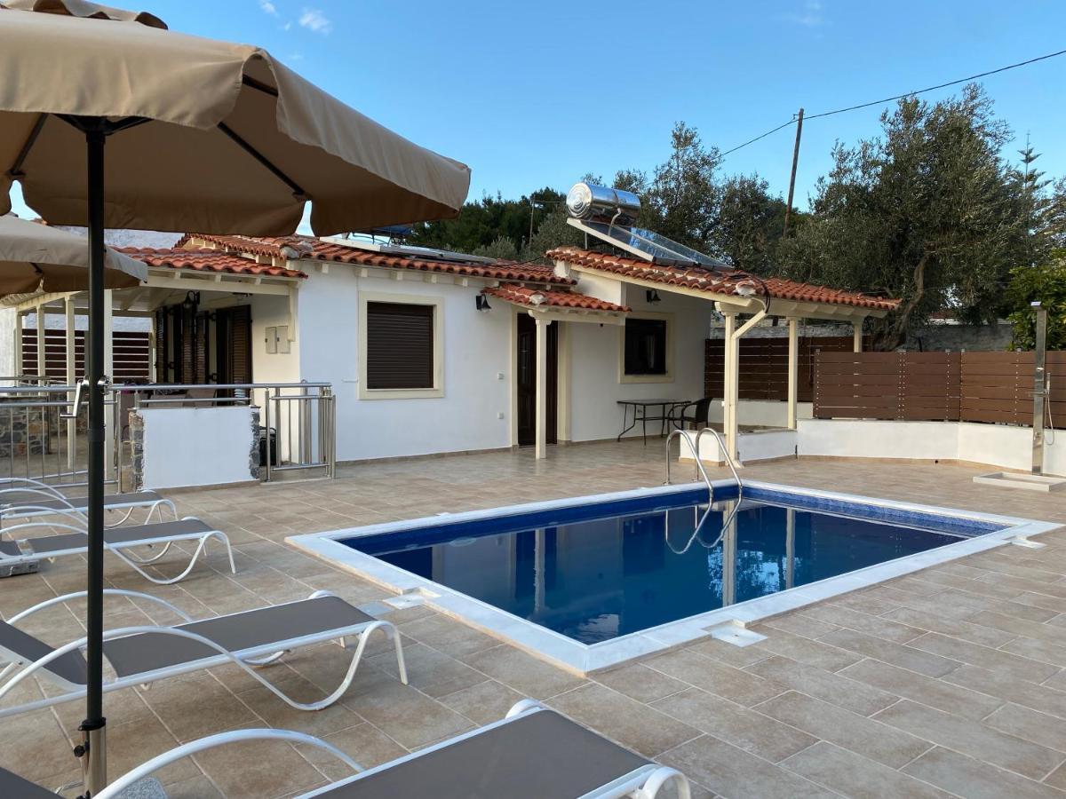 Villa Valmas Katsaros  ภายนอก รูปภาพ